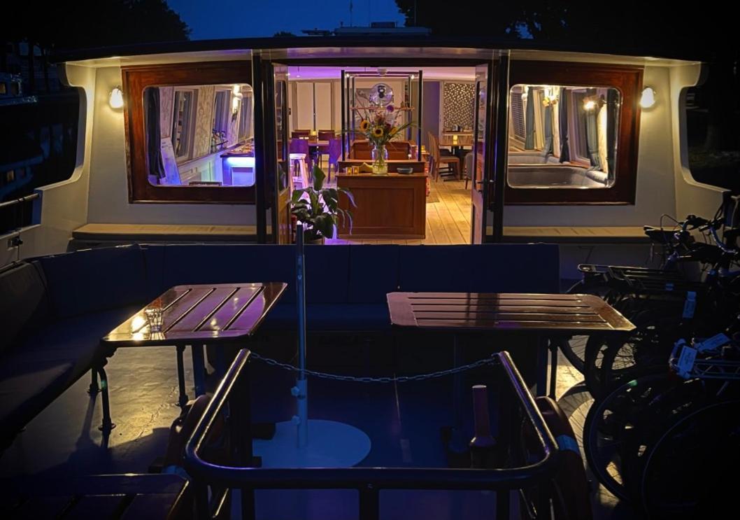 Unique Hotelboat Botel Lena Maria Amsterdam Buitenkant foto