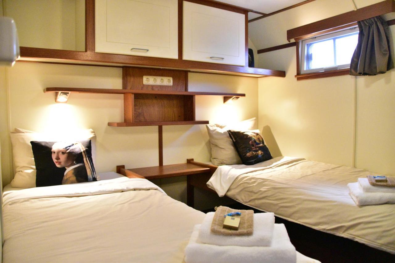 Unique Hotelboat Botel Lena Maria Amsterdam Buitenkant foto